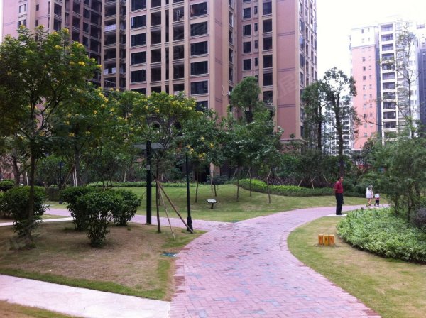 【多图】顺德容桂 保利百合花园 中层带装修 业