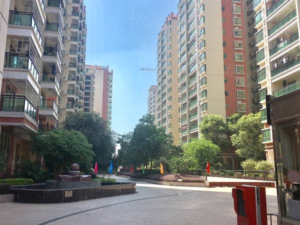 肇庆小区 大旺高新区小区 大旺小区 水岸花城(四会) 实景图 1/ 30 &