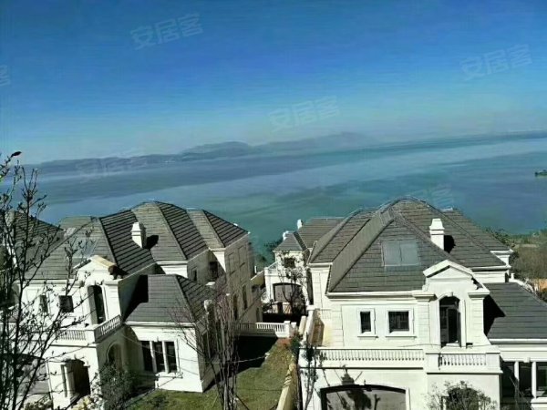 昆明新南城 滇池水岸 海景 旅居山水 联排别墅 5 a级旅游