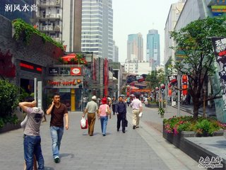 上海最有名的美食街在哪里 320x240c.jpg