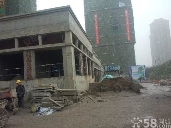 永辉超市出入口面积36平米 售价87万38栋高层