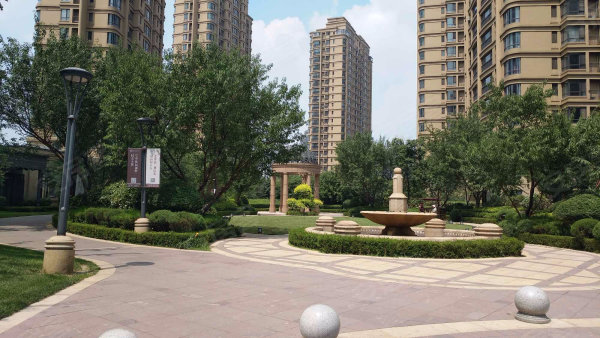 大东一环内大华水岸旁运河湾三号高端园区一线河景房随时看房