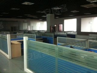 无须中介费 精装修 多大面积都有,随您选择。价