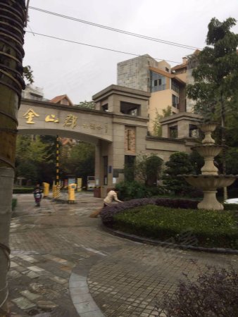 金山郡 一楼带花园 搭的阳光棚 有证