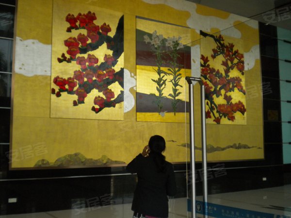 河北最旺地段 维多利广场大面积出售 优衣库旗