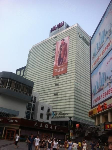 春熙路尚都服装城 主通道上 位置好房东急卖 低
