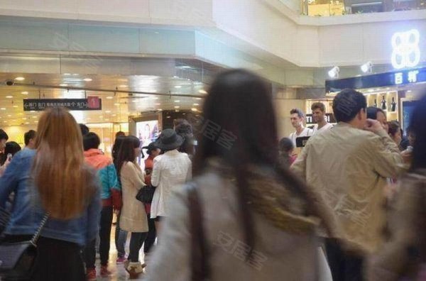 (投资首选)正佳广场 品牌化妆店 带5000租约 稳