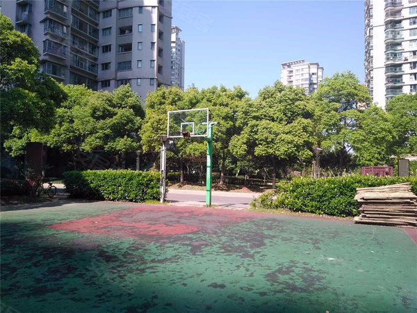 新白马公寓