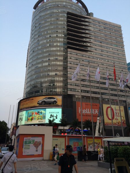 史上最高7厘回报华强北电子商城转角旺铺 世界