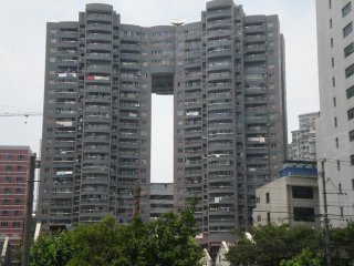 <em>星海</em>大厦,长寿路租房,<em>星海公园</em>附近,<em>辣妹子</em>对面