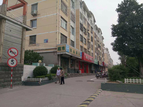 济南小区 章丘小区 章丘小区 双山小区 实景图 1/ 14  
