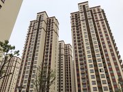 镜湖 金群家园楼层好,送17平大车棚  价格142 .