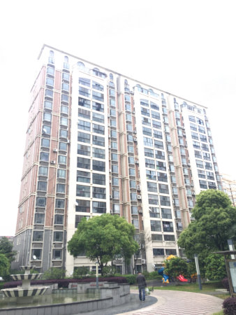 新上保利雅苑 实验学位房 精装通透三房 满两年近地铁 看房随