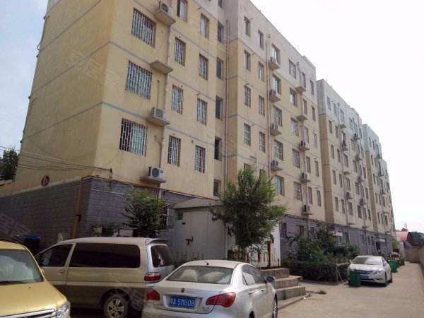 小3房 真实图片随时看房, 中铁青年职工住宅楼