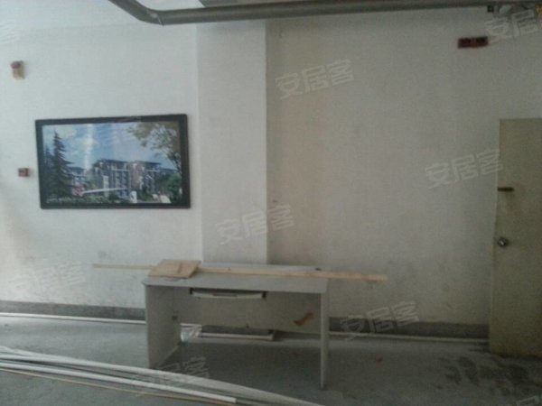 蓝色海岸,二七广场租房,特价共建出租;封闭小区