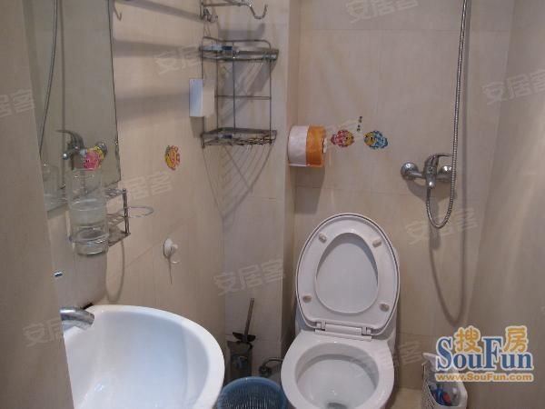 爱我家]精装两房朝南,难得闹中取静的位置,邻近