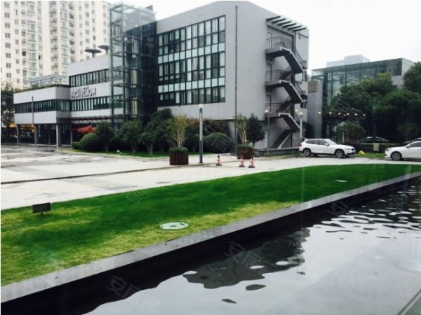 珠江创意中心5A级--精装整层(纯写)--紧邻1号地