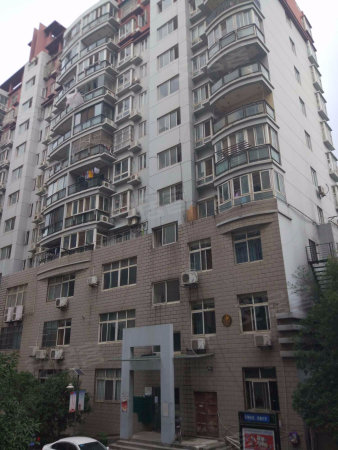 南湖雅园,简装大三房,只要195万,满两年有钥匙,随时看房!
