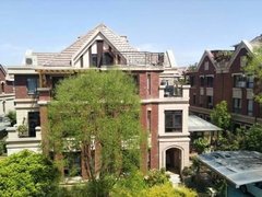 13793元/m |共3层 |2013年建造                      保利莱茵庄园