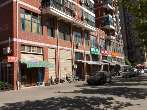 华生汉口城市广场南区d区 精装修你可以拥有,理想的家!