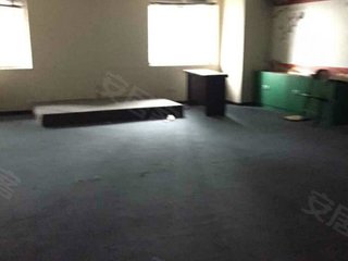 观音桥步行街轻轨3号线出口金岗大厦110平米