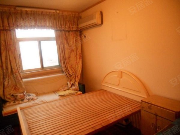 海小区,北蔡租房,懂得的<em>涵义</em>,倾注凝视的<em>肃穆</em>,而