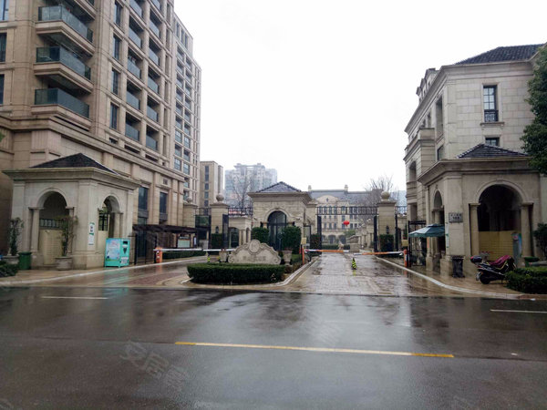 宁波小区 慈溪小区 慈溪市区小区 慈溪绿城玫瑰园  实景图 1/ 9 