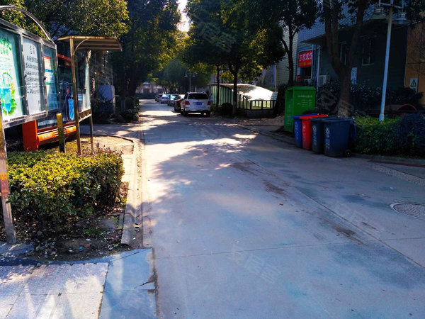 泰州小区 泰兴小区 泰兴市区小区 隆兴花园  实景图 1/ 15  &