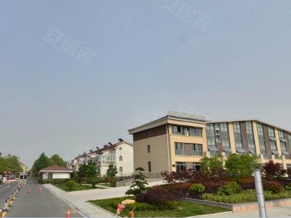 成都龙泉山庄人均消费_成都龙泉山庄