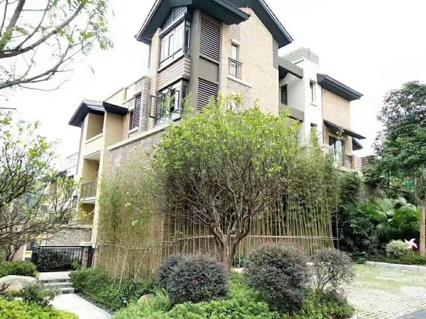 雅居乐小院流溪(别墅)