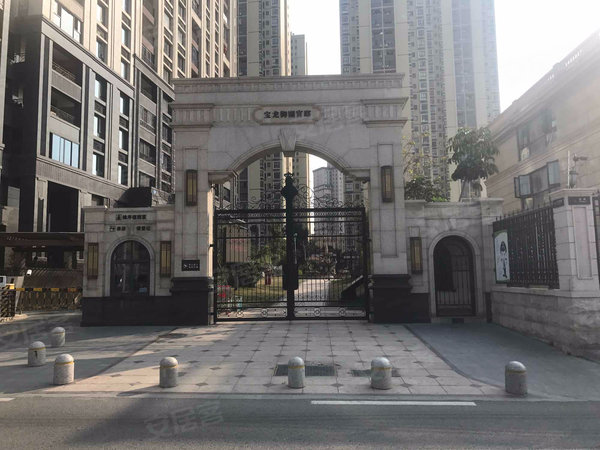宝龙御湖官邸(公寓)户型图实景图片
