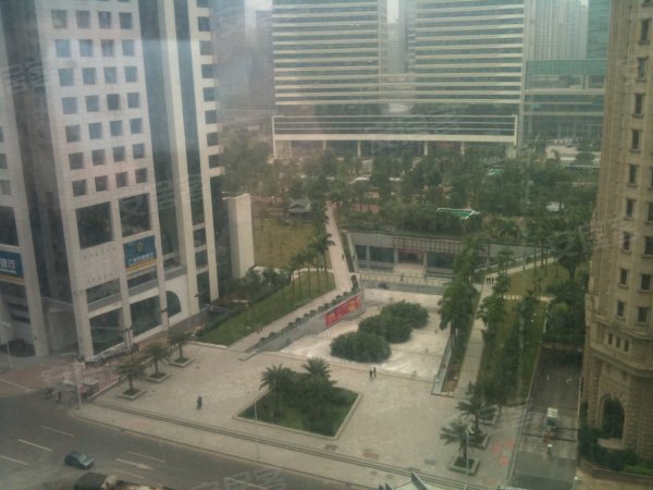 保利V座 大开间 随意间隔 珠江新城 办公首选望