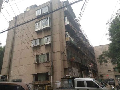 什么是青年楼 420x315m.jpg?t=1