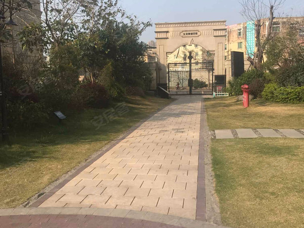 宝龙御湖官邸(公寓)户型图实景图片