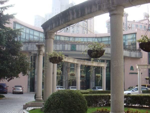 上海小区 浦东小区 源深小区 > 海怡别墅  实景图 1/ 20  &