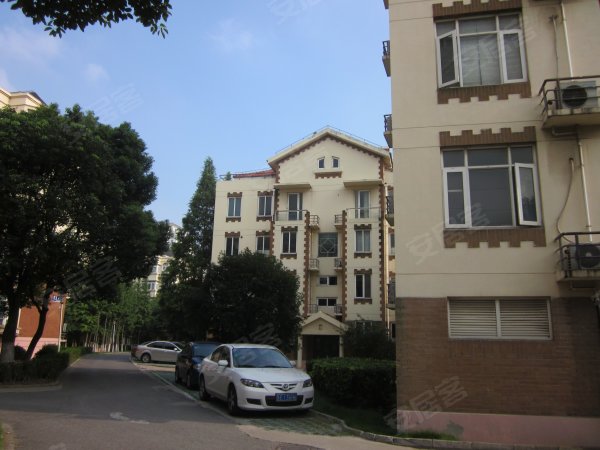 新加花园(一至三期)现代大道138号