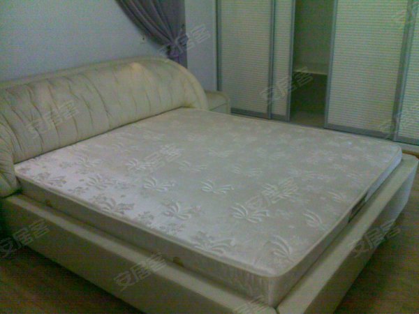 房主单位宿舍只有房屋租赁合同,没有房产证。