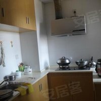 丽星景园 豪华装修家电家具齐全 情侣首选 即刻拎包入住、！