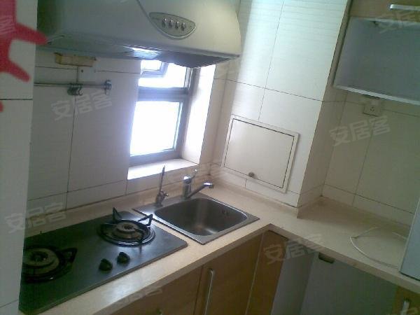 !想开间生产橱柜晶钢门的厂,需要什么设备,大概