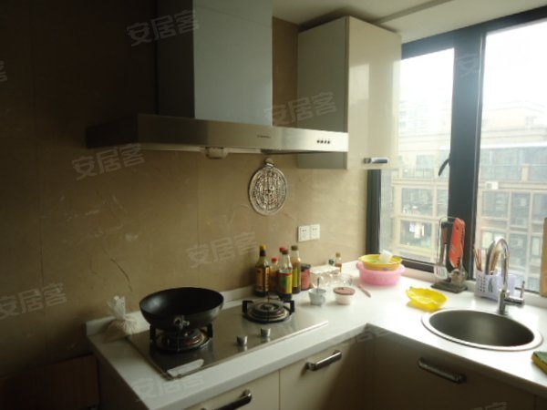 今日嘉园,教工路租房,标准一室一厅单身公寓,带