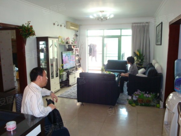 周星驰房子放租,装修漂亮,现场看明星,5500元,