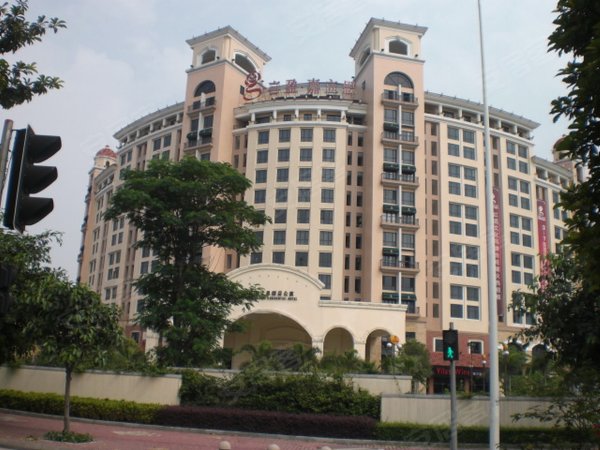 喜盈嘉立思南苑路与南城路交界处