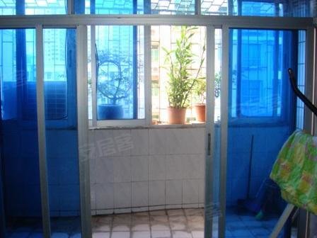 这么低的价格 业主的<em>头发</em>都<em>急白</em>了租房,2100元