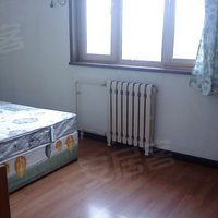 、、有1200的房子、、一个人住、、有空调的