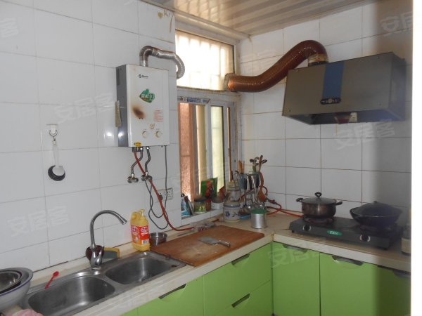 什么样的房子适合装天然气热水器 600x600.jpg