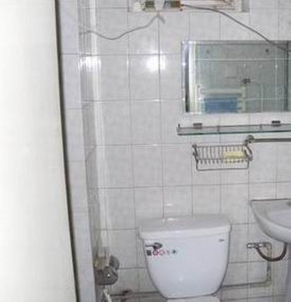 本溪路附近绥中楼一楼出租(小门脸) 急急 !,