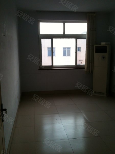 昌乐建设银行西邻20米,昌乐租房,昌乐建设