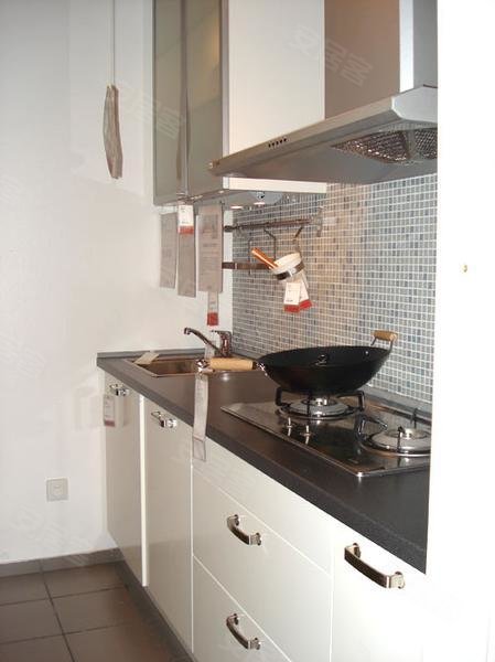 厨房置物架爆款榜第一名挂墙上 600x600.jpg