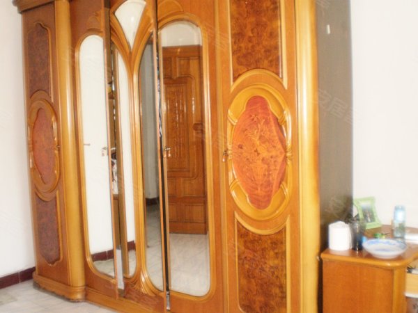 <em>金梅</em>花园,梅林租房,15平精装房大学生合租限女