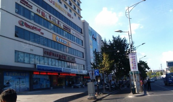 永辉超市入口小面积,低总价包租旺铺出售,来客